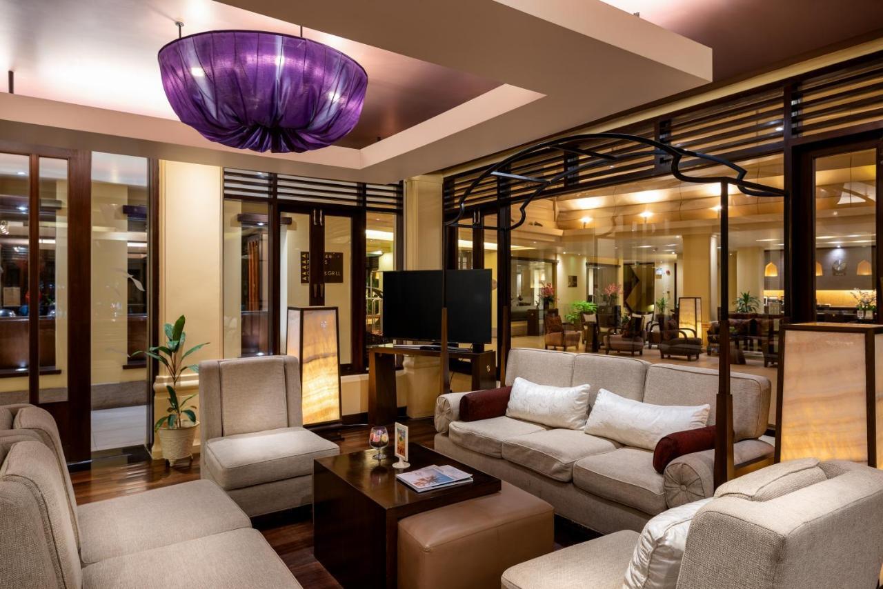 Patong Paragon Resort & Spa Sha Extra Plus Εξωτερικό φωτογραφία The lobby of the hotel